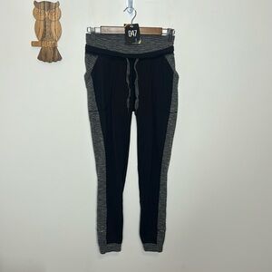 Lululemon Base Runner Pant Black / Parallel Black White / Coco Pique Black